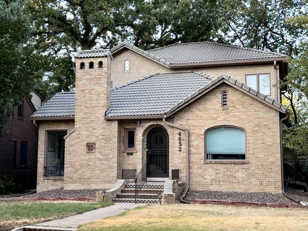 4652 E Montview Blvd, Denver, CO