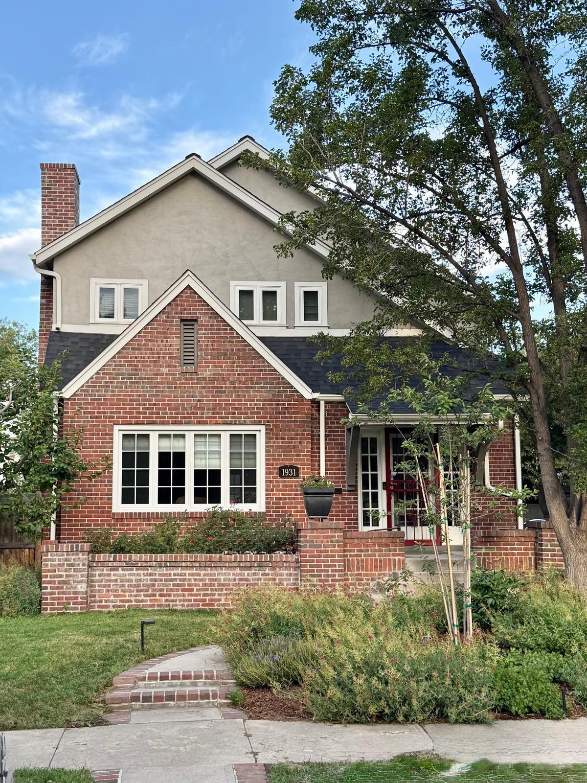 1931 N Ivanhoe St, Denver, CO