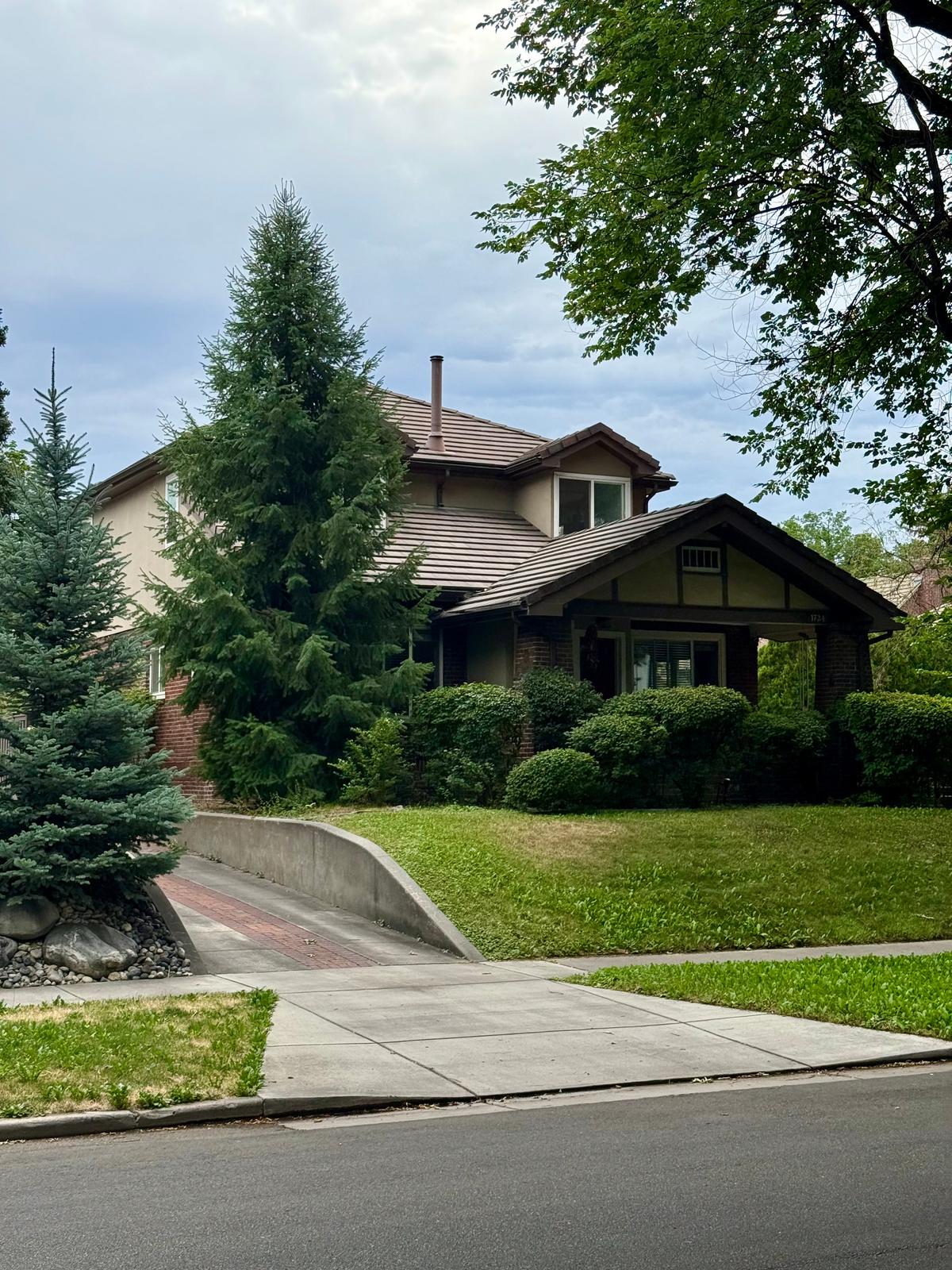 1724 N Glencoe St, Denver, CO