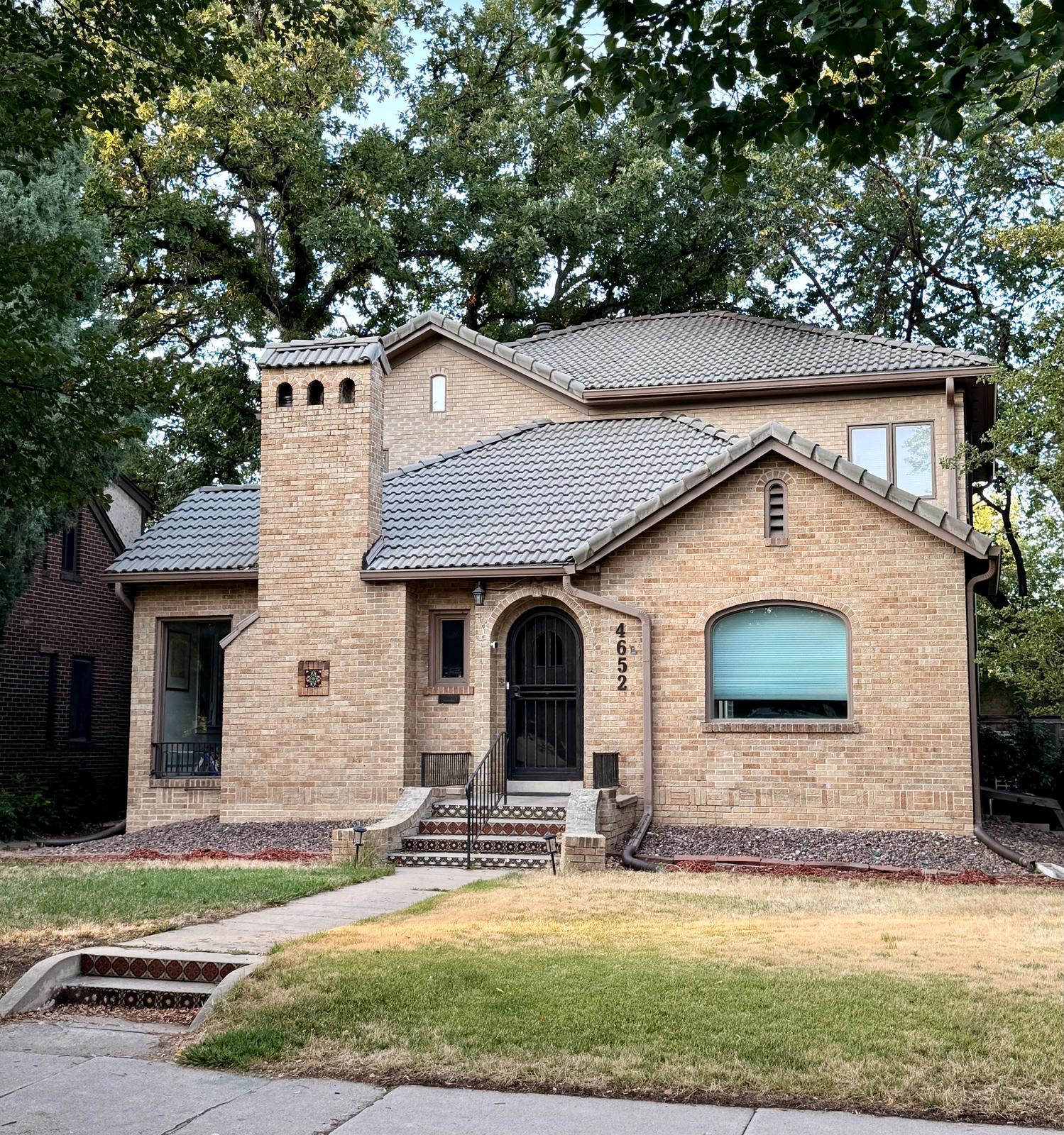 4652 E Montview Blvd, Denver, CO
