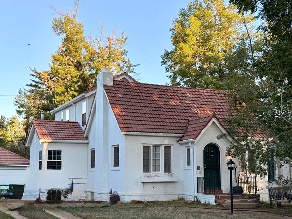 2061 N Dahlia St, Denver, CO