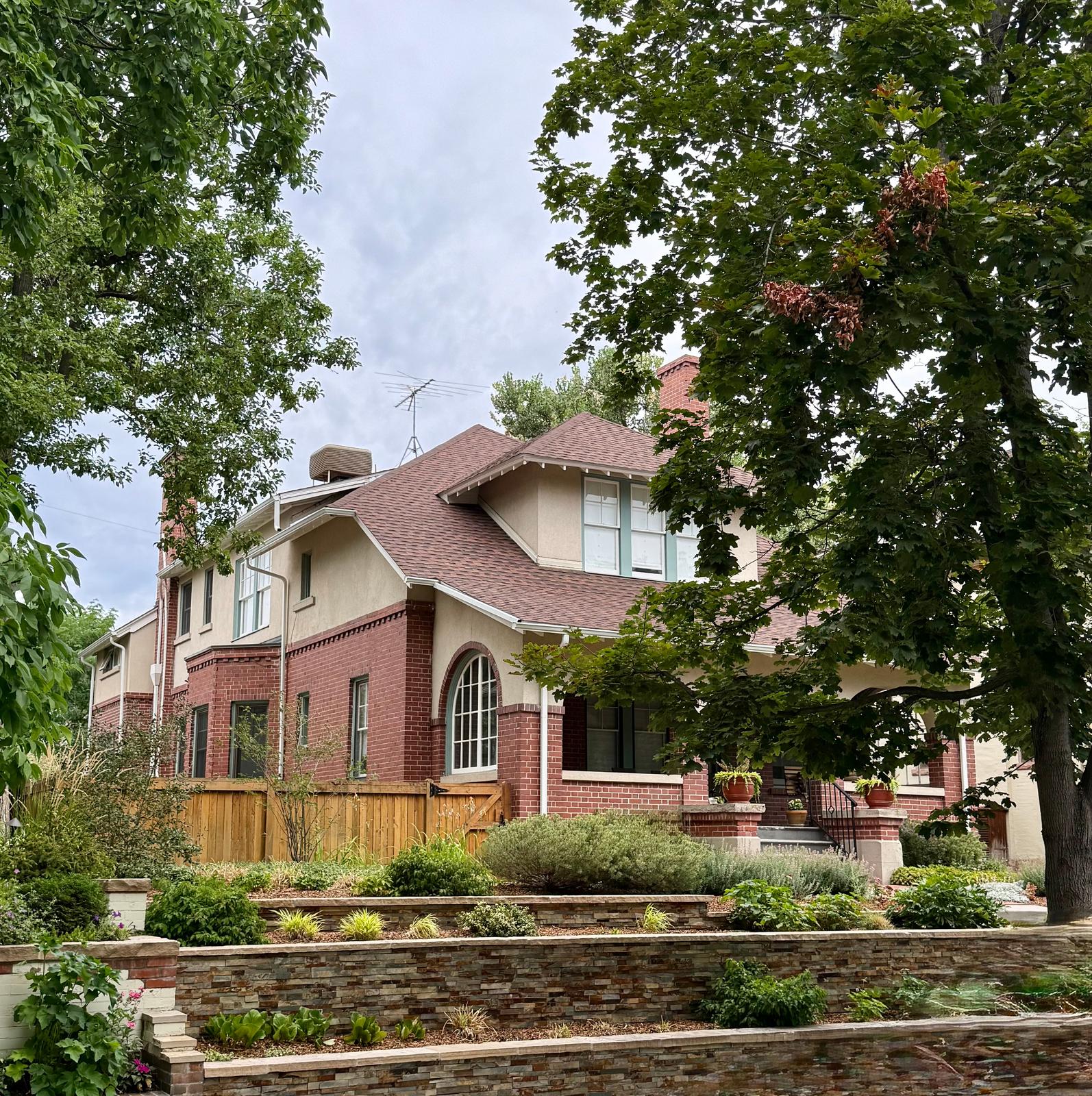 1061 N Milwaukee St, Denver, CO