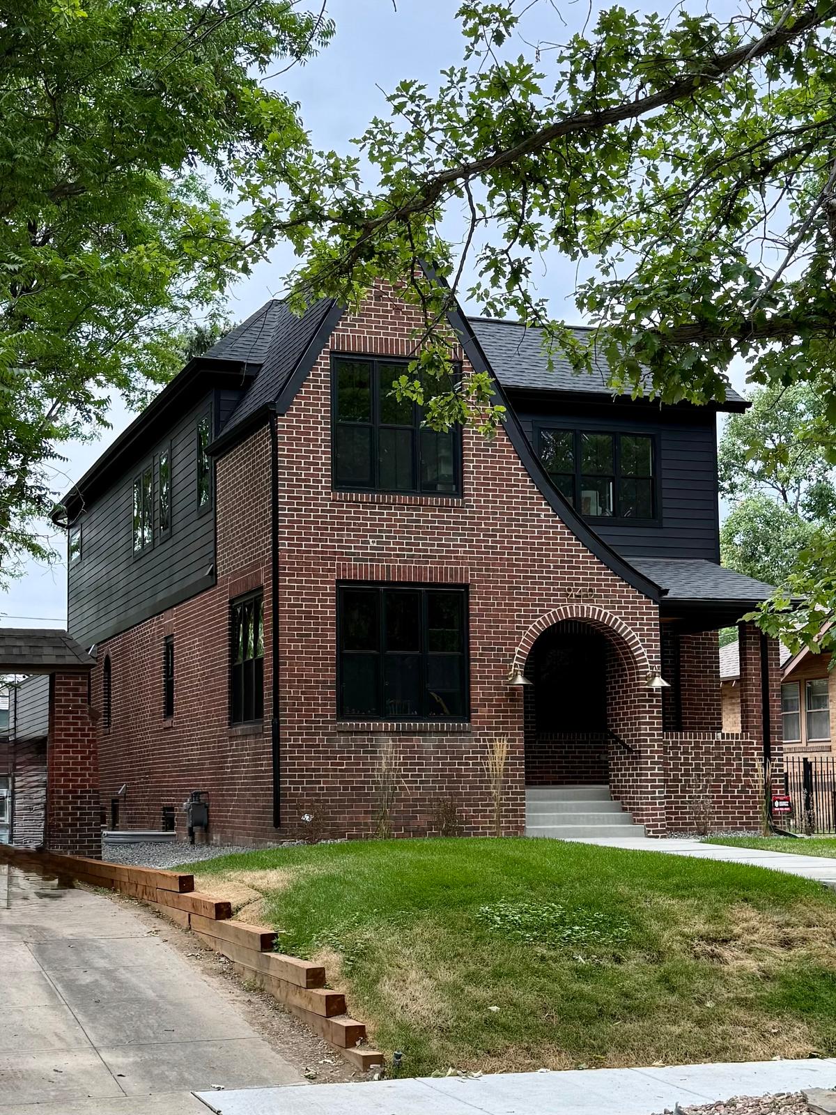940 N Milwaukee St, Denver, CO
