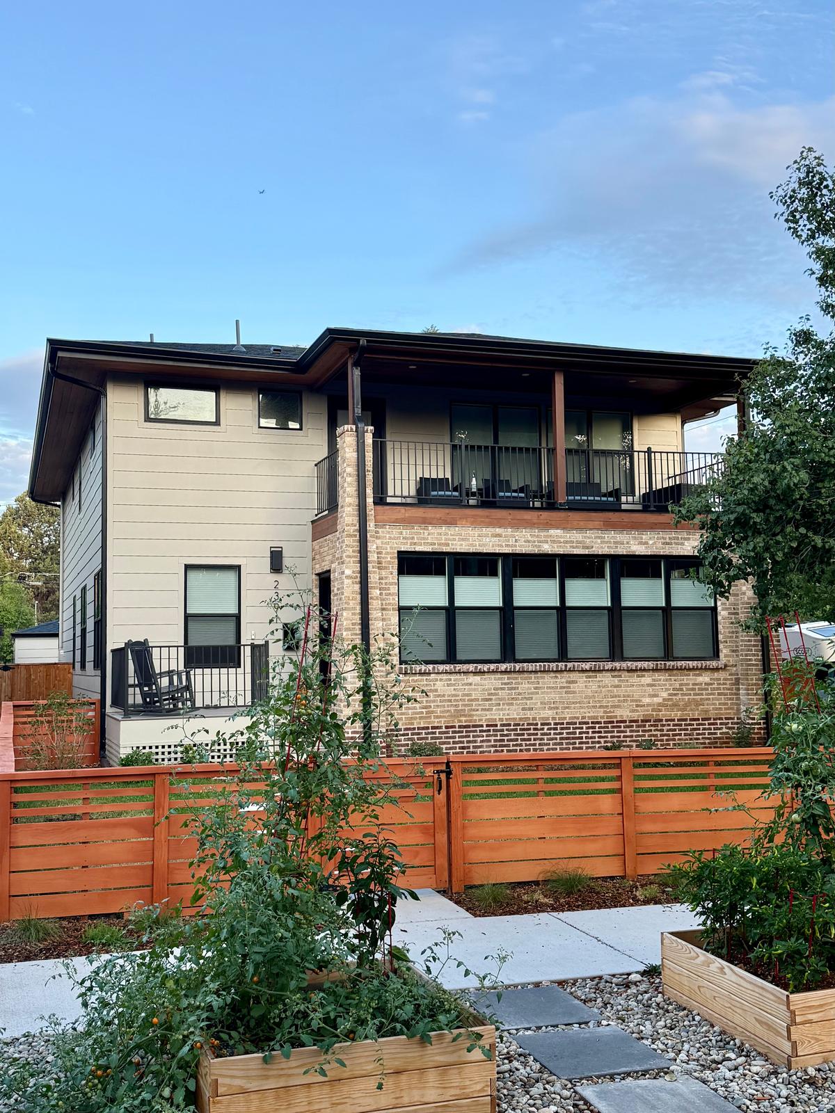 2391 N Hudson St, Denver, CO