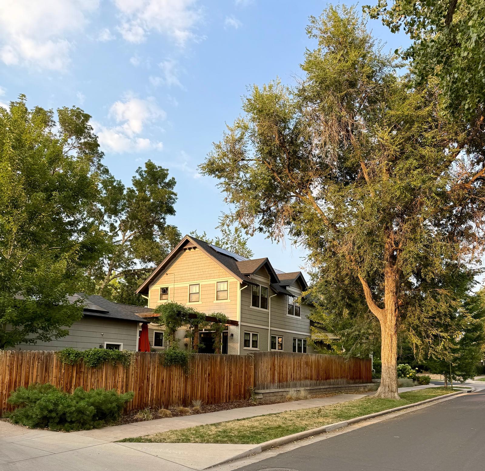 1995 S Washington St, Denver, CO