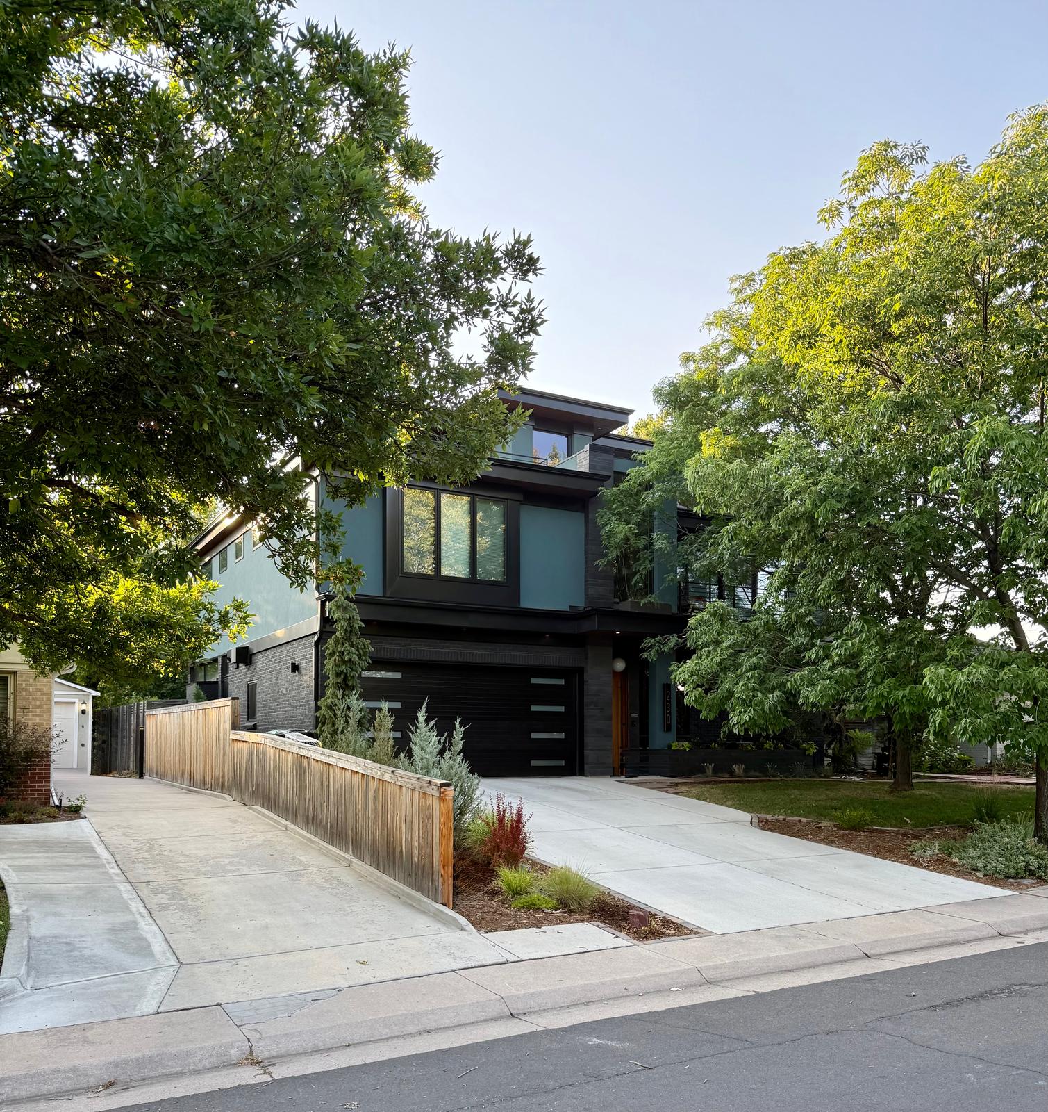 230 N Magnolia St, Denver, CO