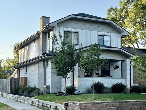 2694 N Dahlia St, Denver, CO