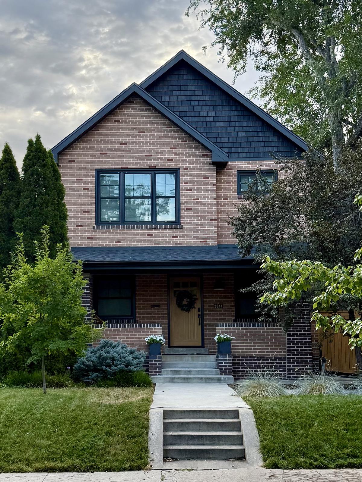 2044 Jasmine St, Denver, CO