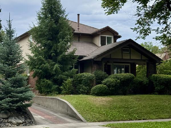1724 N Glencoe St, Denver, CO