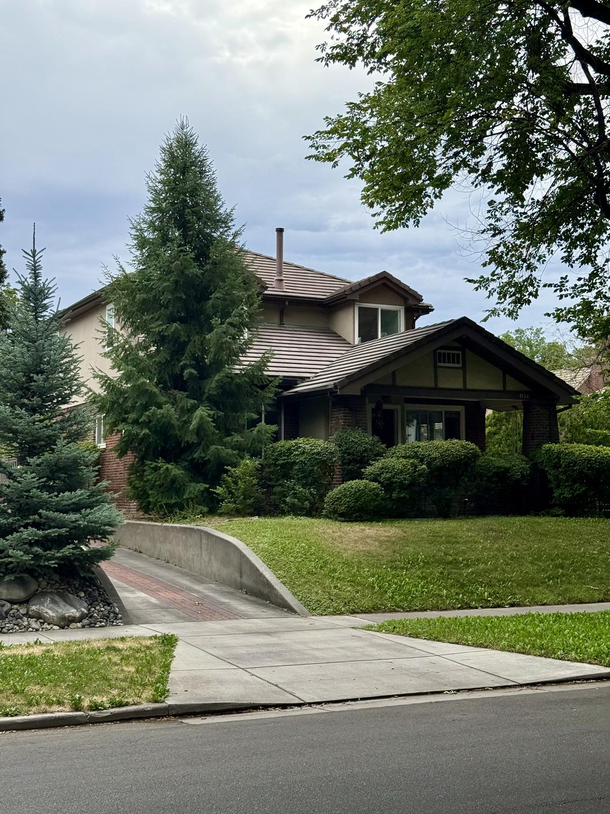 1724 N Glencoe St, Denver, CO