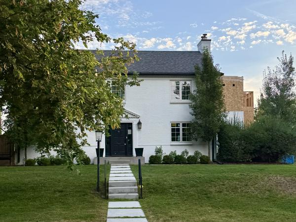 5345 E 6th Ave Parkway, Denver, CO — photo 1