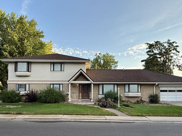 5405 E 2nd Ave, Denver, CO