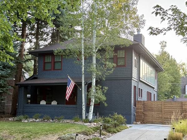 230 N Ash St, Denver, CO