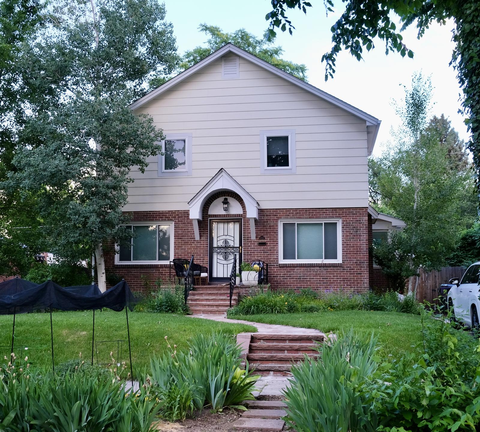 2044 Ivy St, Denver, CO