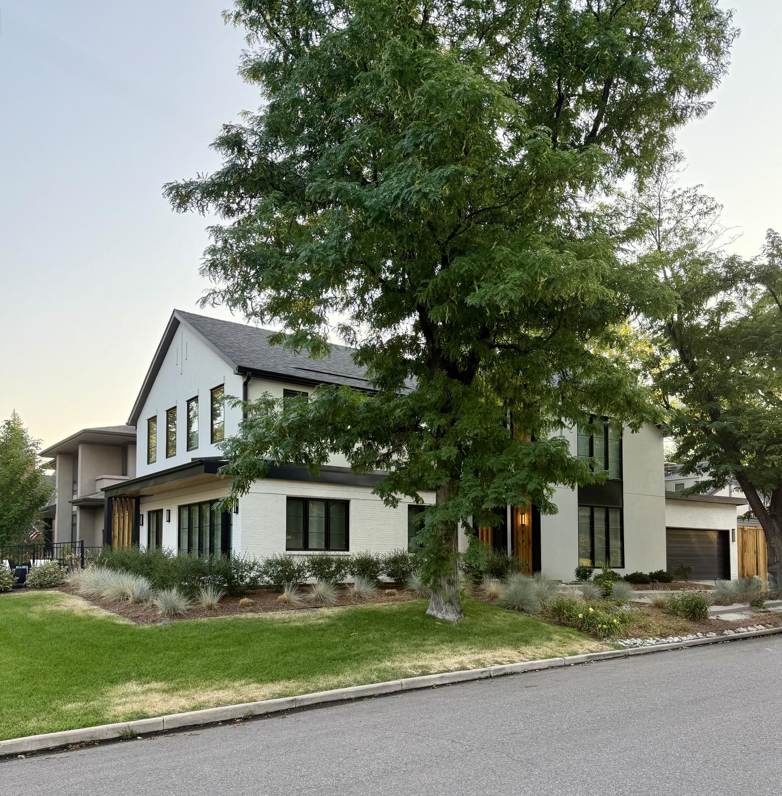 4201 E 2nd Ave, Denver, CO