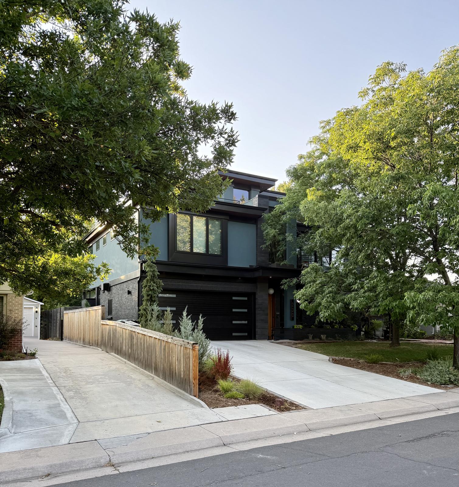 230 N Magnolia St, Denver, CO