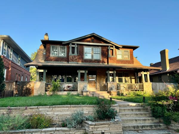 2557 N Ash St, Denver, CO