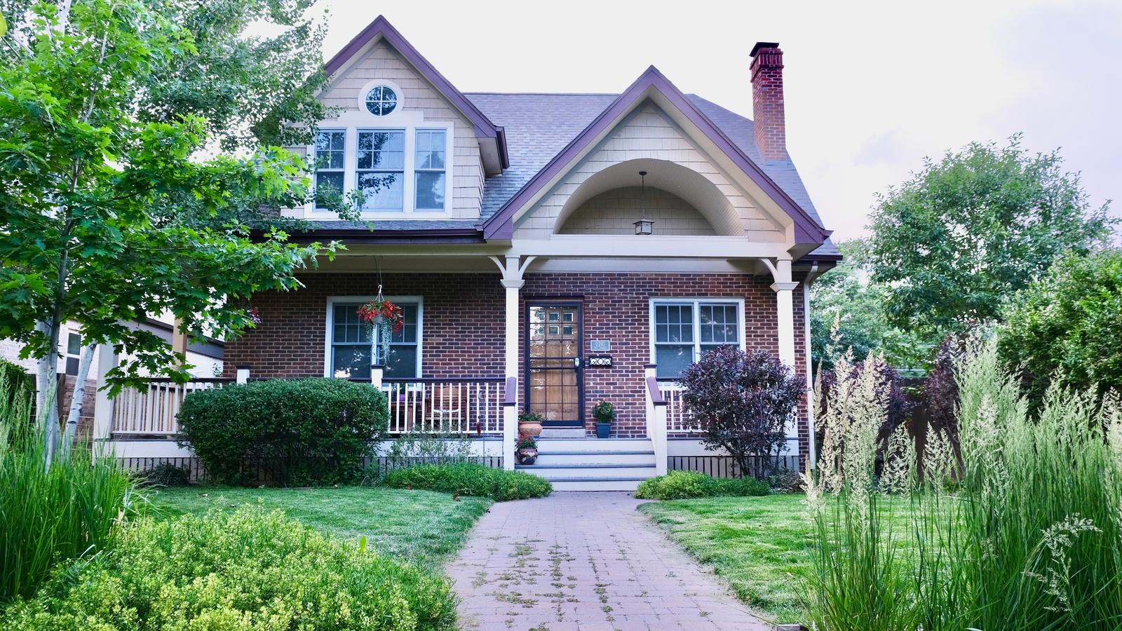 2281 N Ivy St, Denver, CO