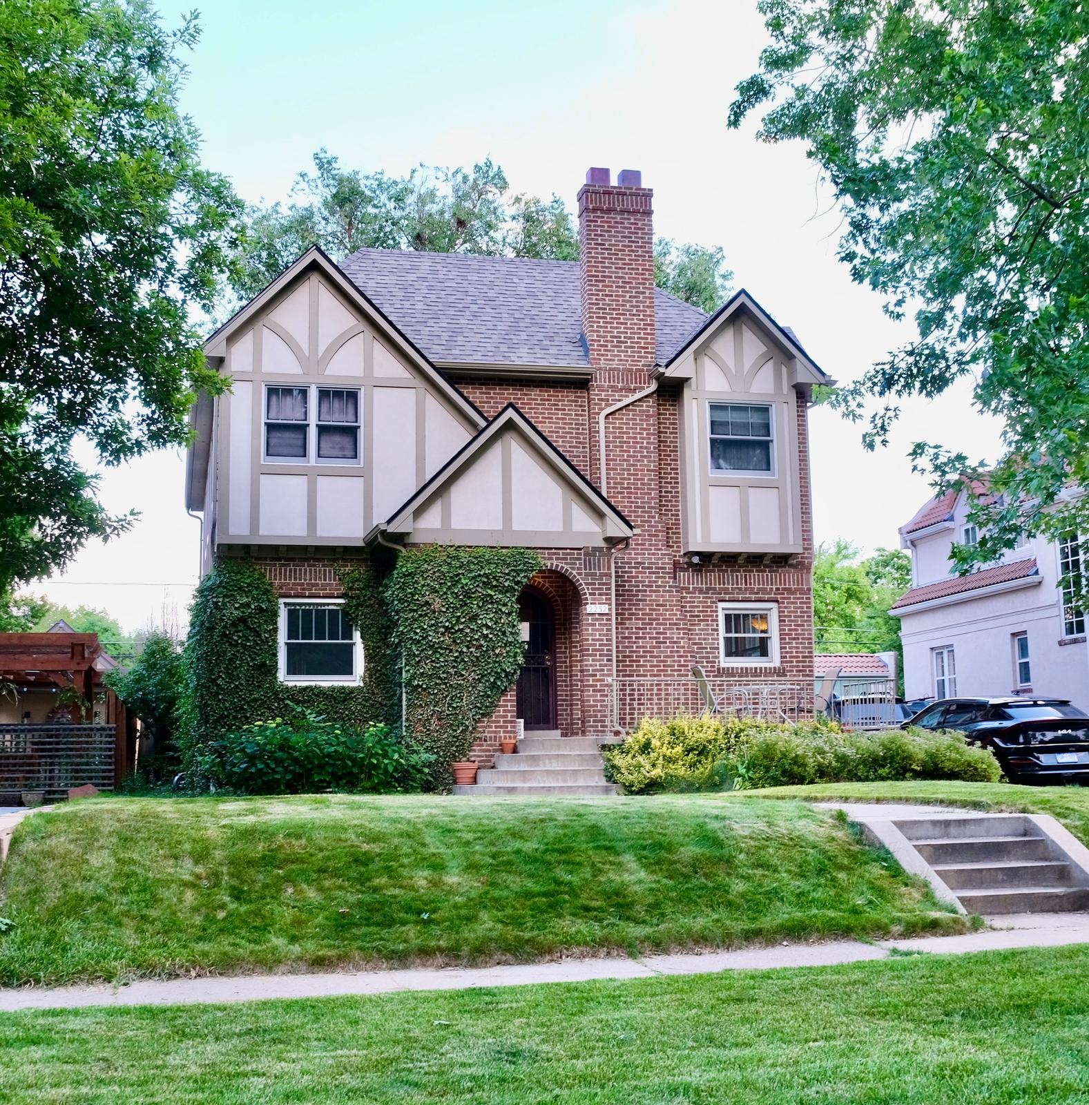 2232 N Ivy St, Denver, CO